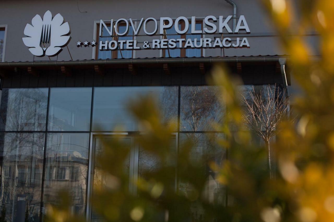 Novopolska - Hotel I Restauracja Koscian Bagian luar foto